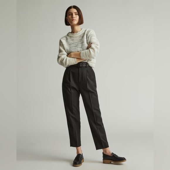 Everlane The Draper Tapered Pant in Buttersmooth in Black - Picture 1 of 5